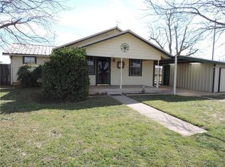 365 12th St, Hawley, TX 79525