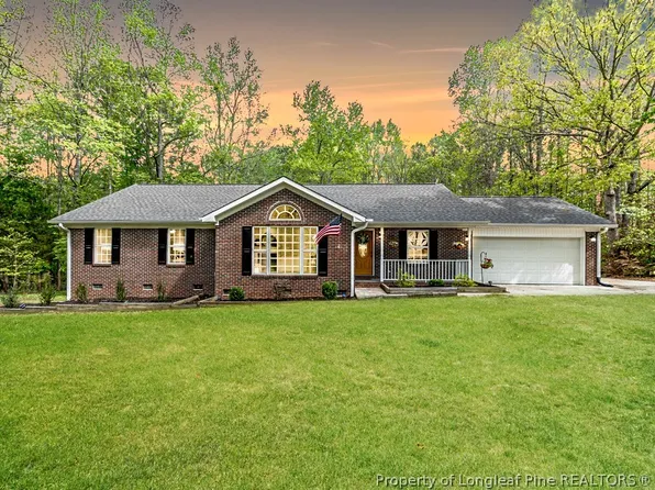 2196 Cleveland Cir, Sanford, NC 27332