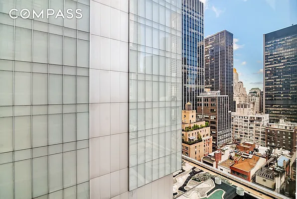 Sold by Compass | media 22