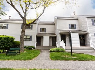 5 Rolling Hls #4, Lenox, MA 01240