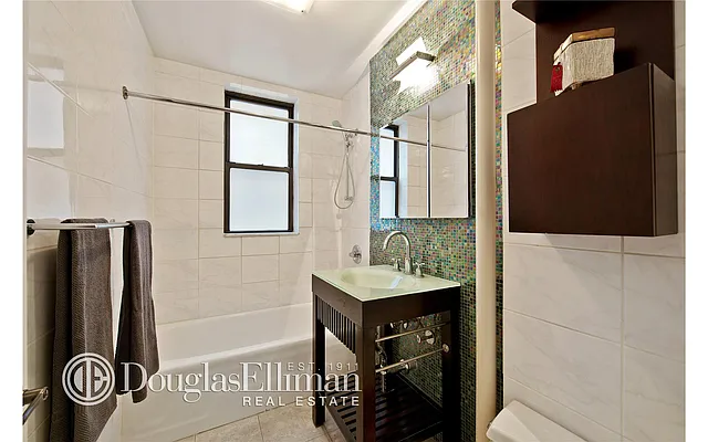 Sold by Douglas Elliman | media 10