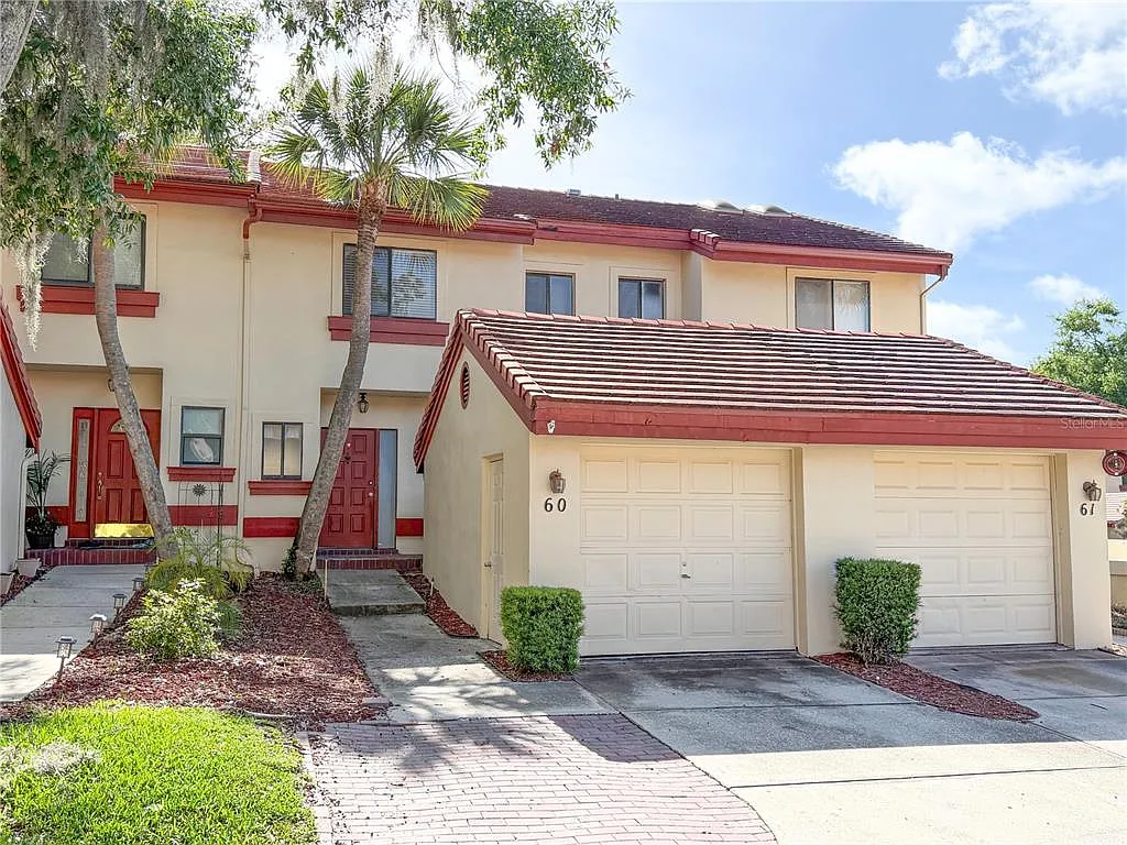2 bed, 2.5 bath, 1349 sqft, $2,350 — Photo 1