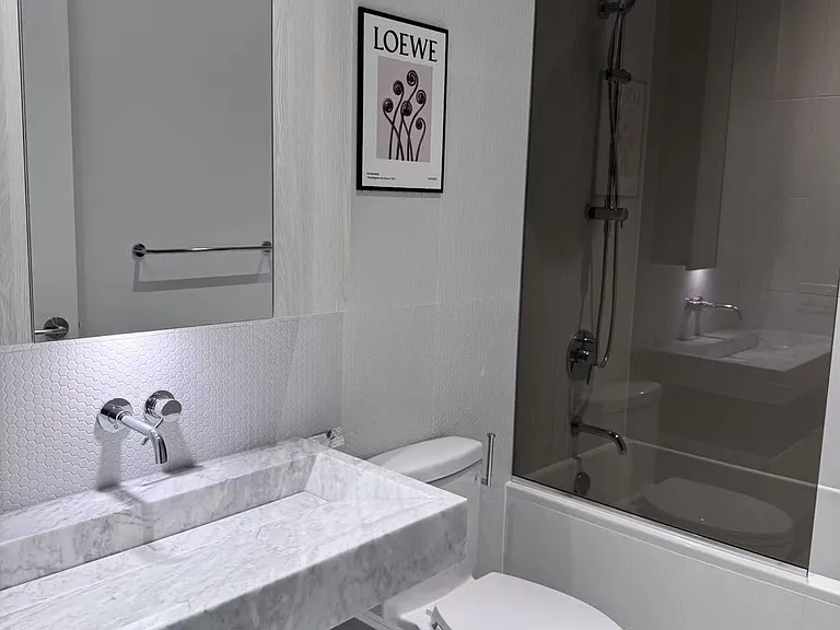 11 Yorkville Ave #4301 — Photo 9