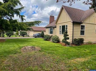 22510 Boones Ferry Rd NE, Aurora, OR 97002