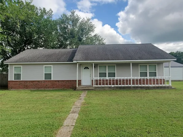 515 SW 12th St, Wagoner, OK 74467