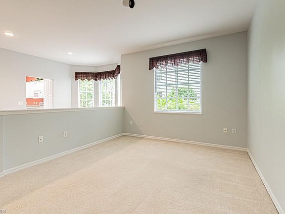 5th image of 2215 Hawksridge Dr #802