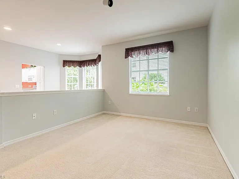 2215 Hawksridge Dr #802 — Photo 5