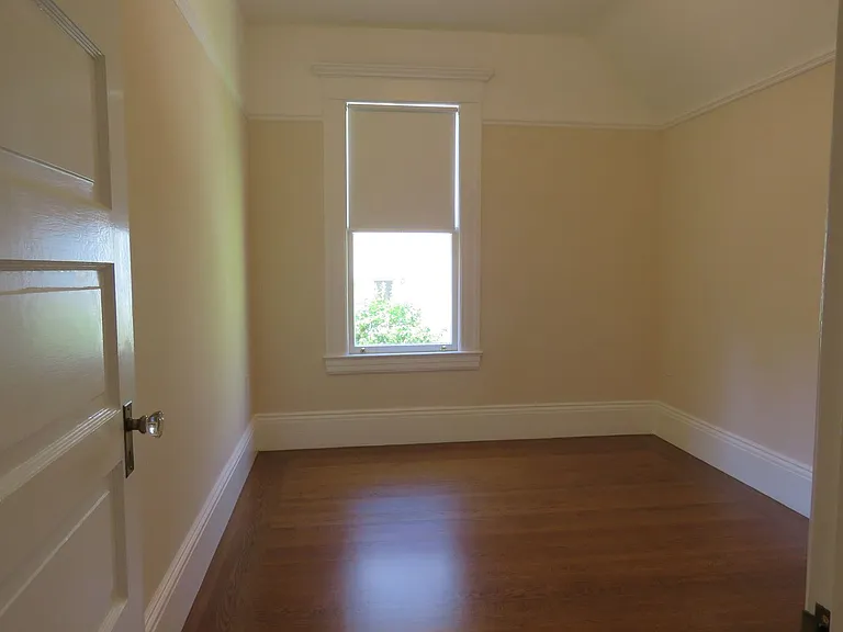 1714 Castro St — Photo 26