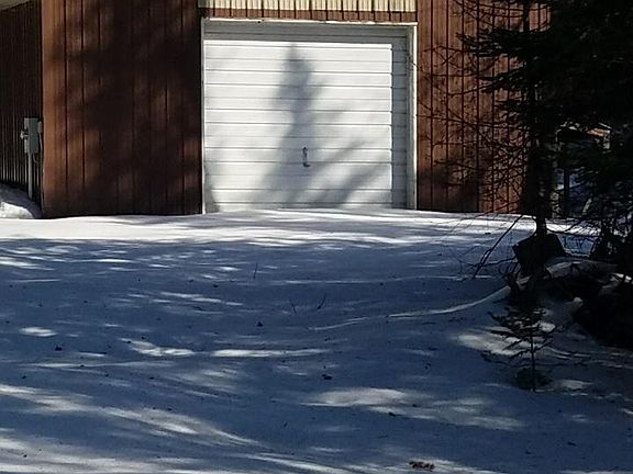 2nd image of 1551 W Pines Trl