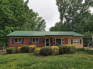 405 E Ohio Ave, Bessemer City, NC 28016