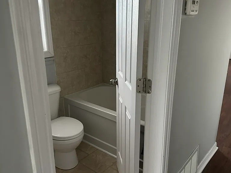 109 Euclid St — Photo 9