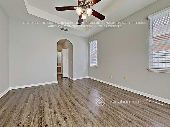 3rd image of 1083 Hermosa Way