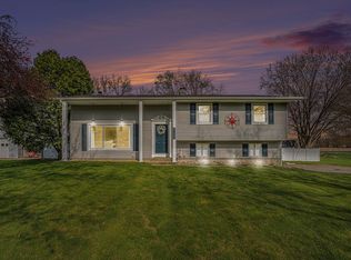 57089 Linda Dr, Three Rivers, MI 49093