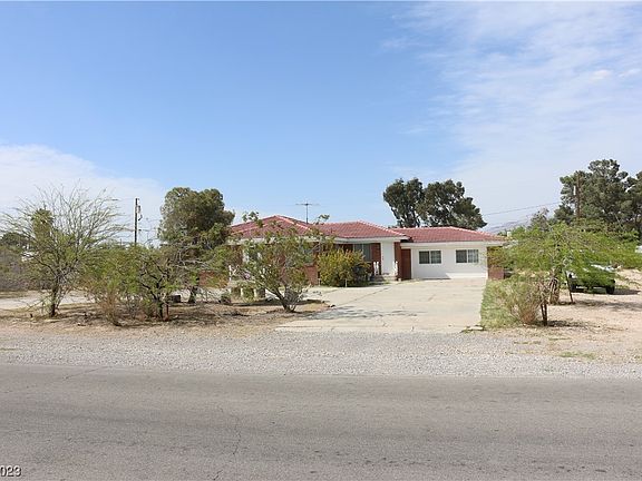 2nd image of 5908 Duncan Dr