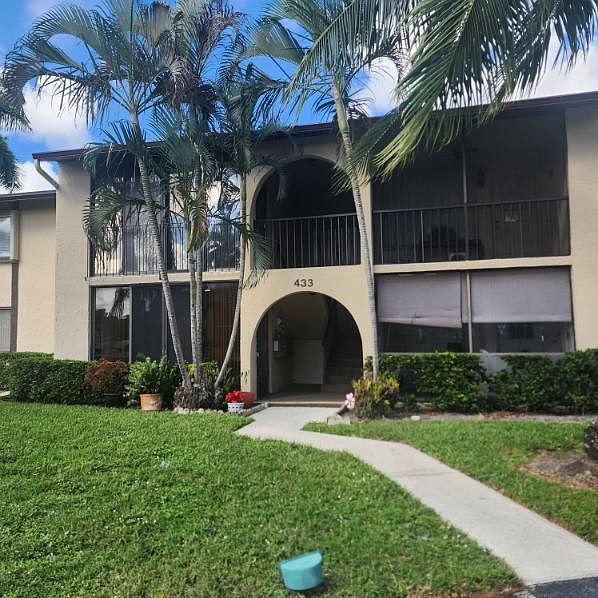 1st image of 433 Pine Glen Ln APT A-2