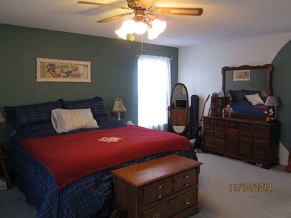 3rd image of 566 Waterford Way