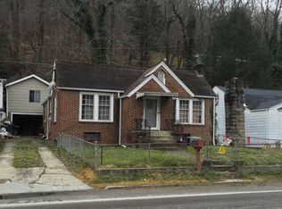 204 Justice Ave, Logan, WV 25601