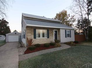 1008 W Stoker Dr, Saginaw, MI 48604