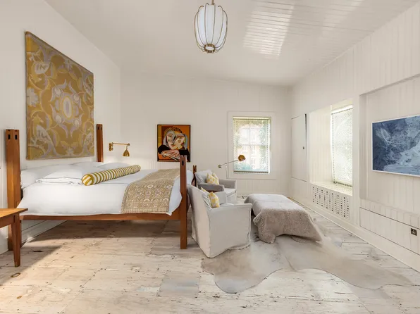 115 South Street image 5 of 14