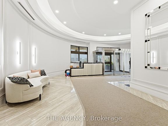3rd image of 900 Yonge St #902
