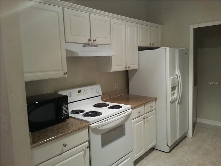 200 Southern Pecan Cir #203 — Photo 15