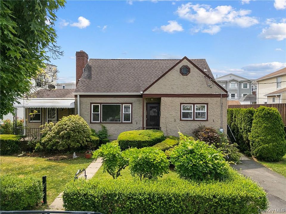 1st image of 130 Elliot Avenue