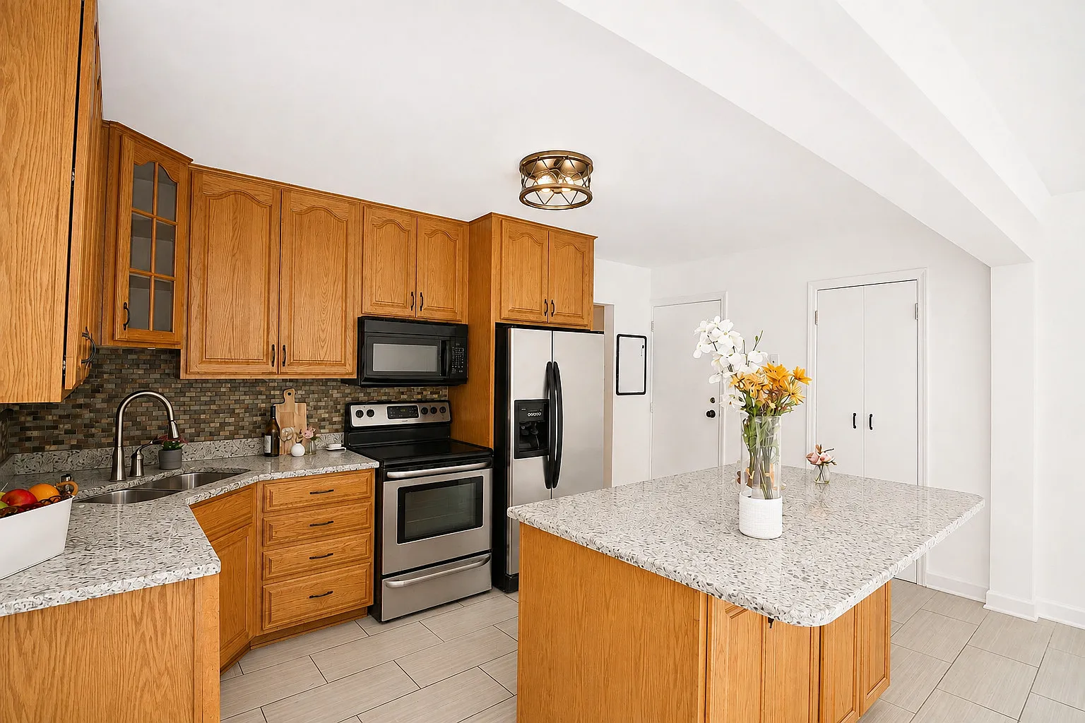 4 bed, 2.5 bath, 1924 sqft, $3,200 — Photo 4