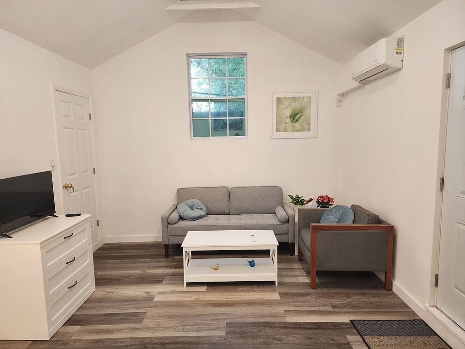 1st image of 507 N Osceola Ave #B