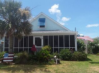 306 Dobbs St, Atlantic Beach, NC 28512