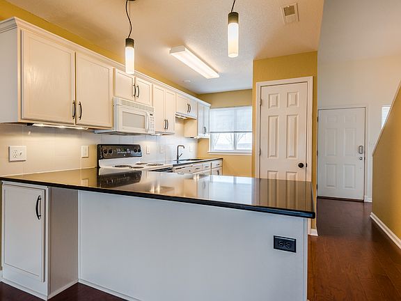 2nd image of 1204 Christy Dr