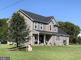 4442 Golf Course Rd, Martinsburg, WV 25405