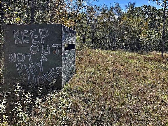 4th image of Flint Ave