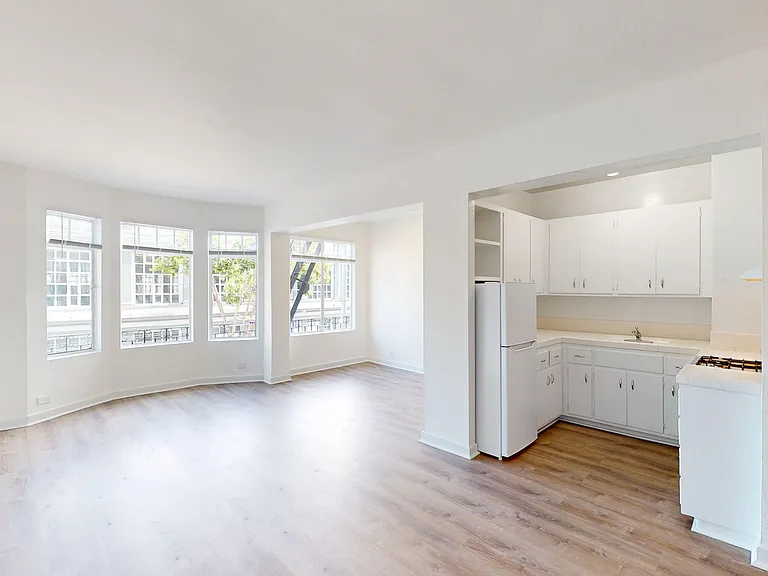 812 Eddy St #204 — Photo 5