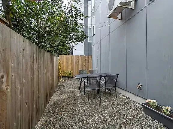 5005A 40th Ave NE — Photo 25