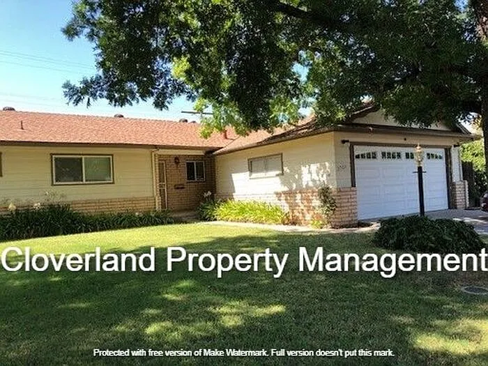 3701 Birch St photo 1