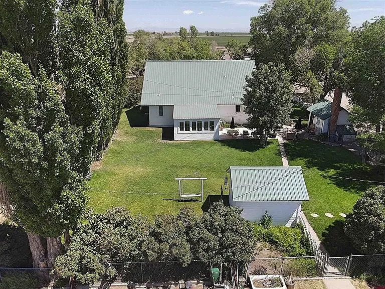 552 E County Road 7 N — Photo 3