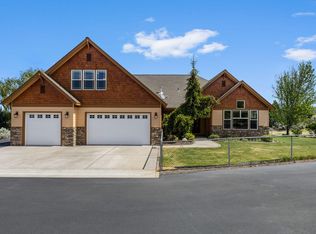 2310 SE Bitterbrush Dr, Madras, OR 97741