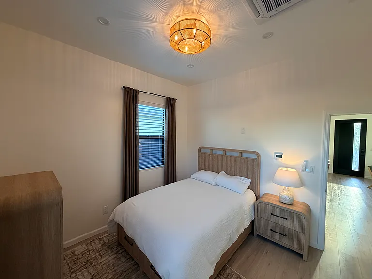 993 N Laurel Dr — Photo 14