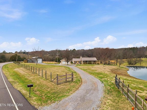 3rd image of 5626 Hines Valley Rd