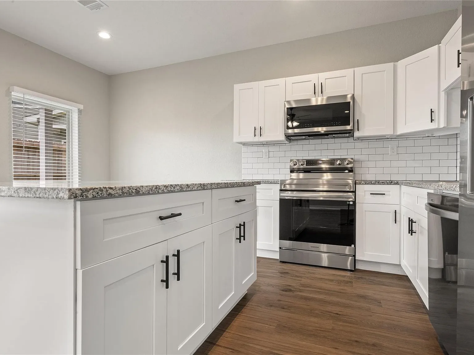 The Vintage at Lake Conroe | Brand-New 3BR Townhome $1,595 Introductory Rate — Photo 4