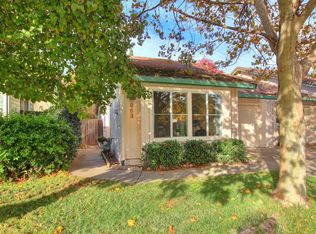 963 Zaragoza St, Davis, CA