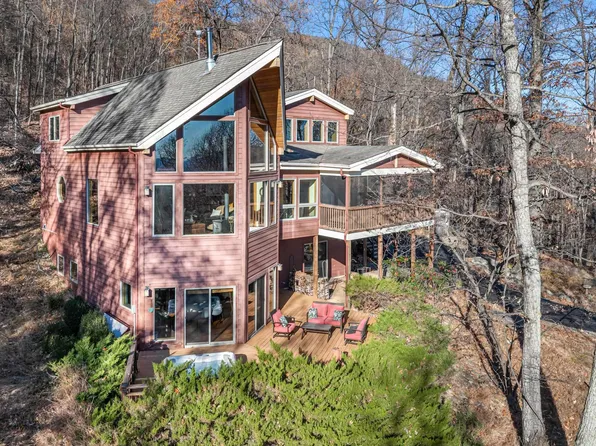 6696 Highlander Way, Crozet, VA 22932