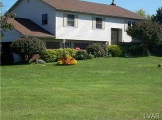 5941 Musket Rd, New Tripoli, PA 18066