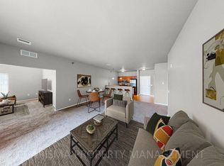 705 S 8th Ave #101B, Brandon, SD 57005