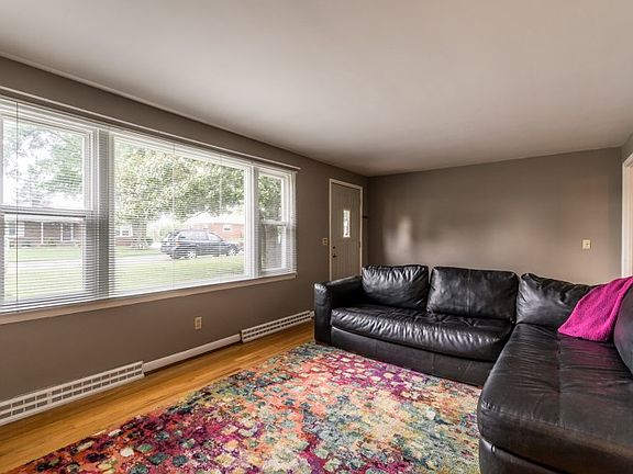4th image of 668 Wayskin Dr