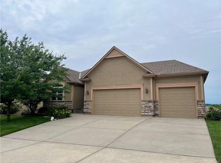 1214 Kettering Ln, Raymore, MO 64083