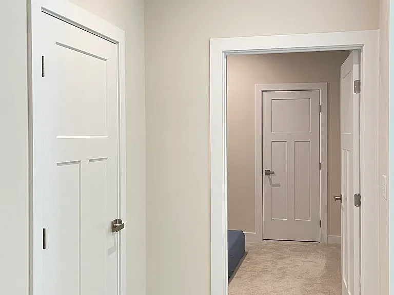 1840 Meredith Pl — Photo 27