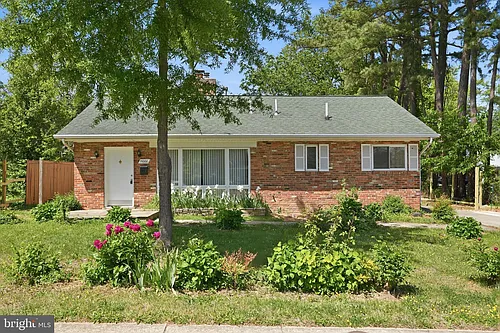11000 Park Rd Photo 1
