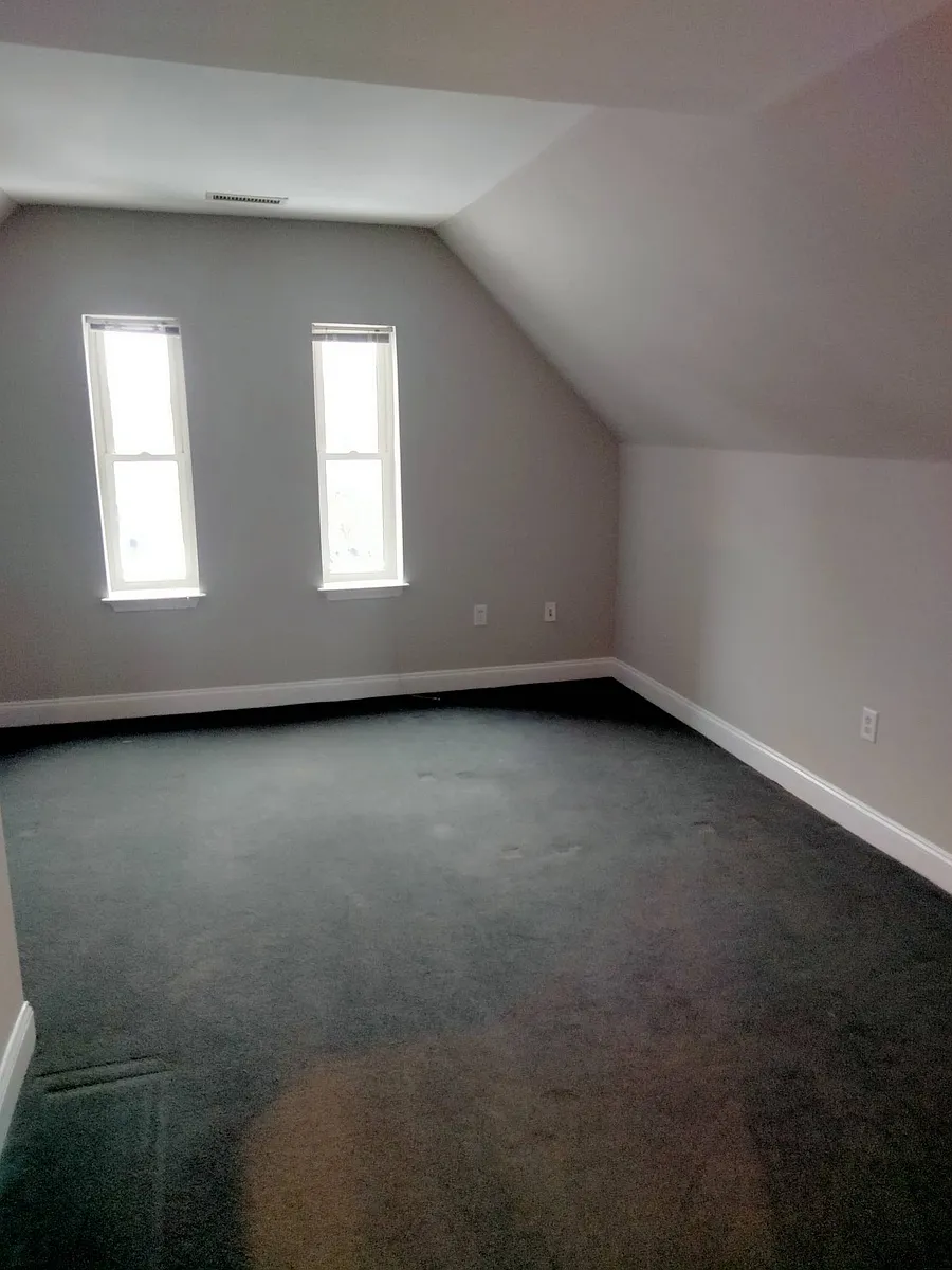 Building Photo - 21 Imlay St #3