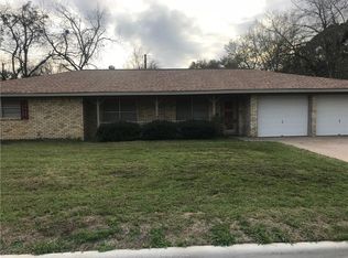 3016 Oklahoma Ave, Bryan, TX 77803